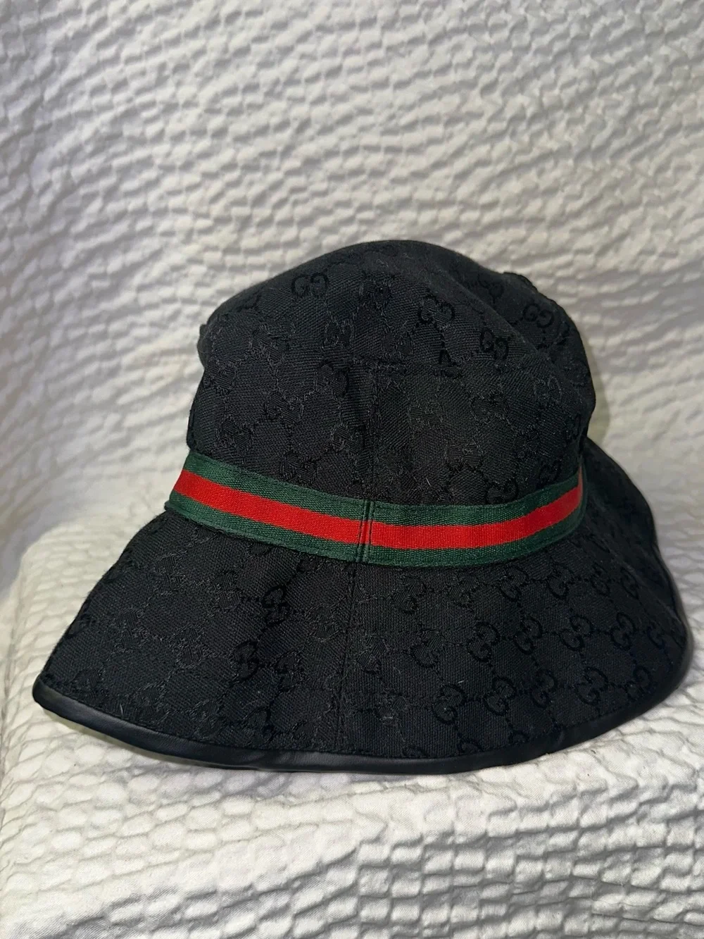 Gucci Black Bucket Hat with Green and Red Stripe